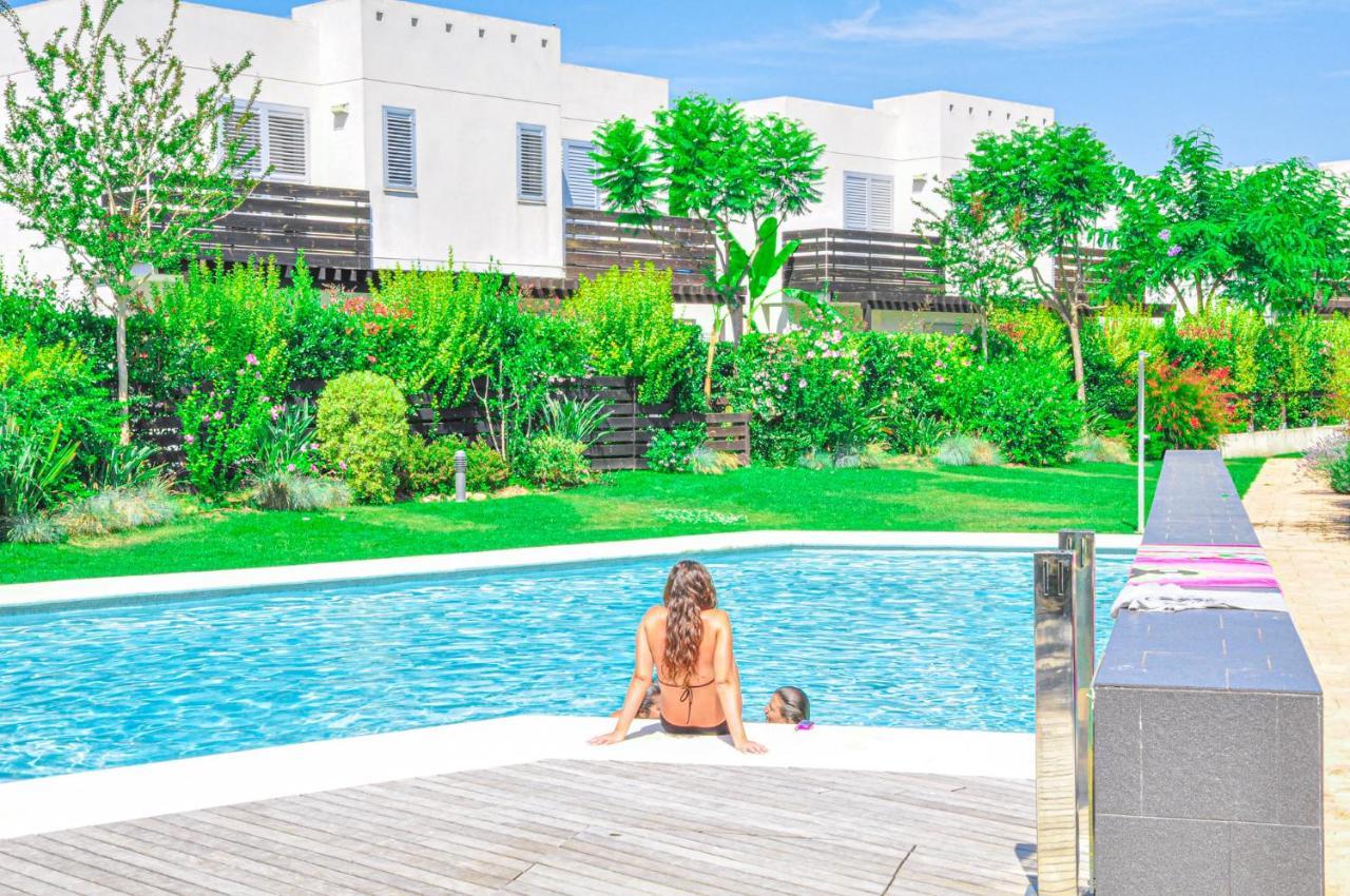 Las Palmeras 1 - Only Families Cambrils Bagian luar foto